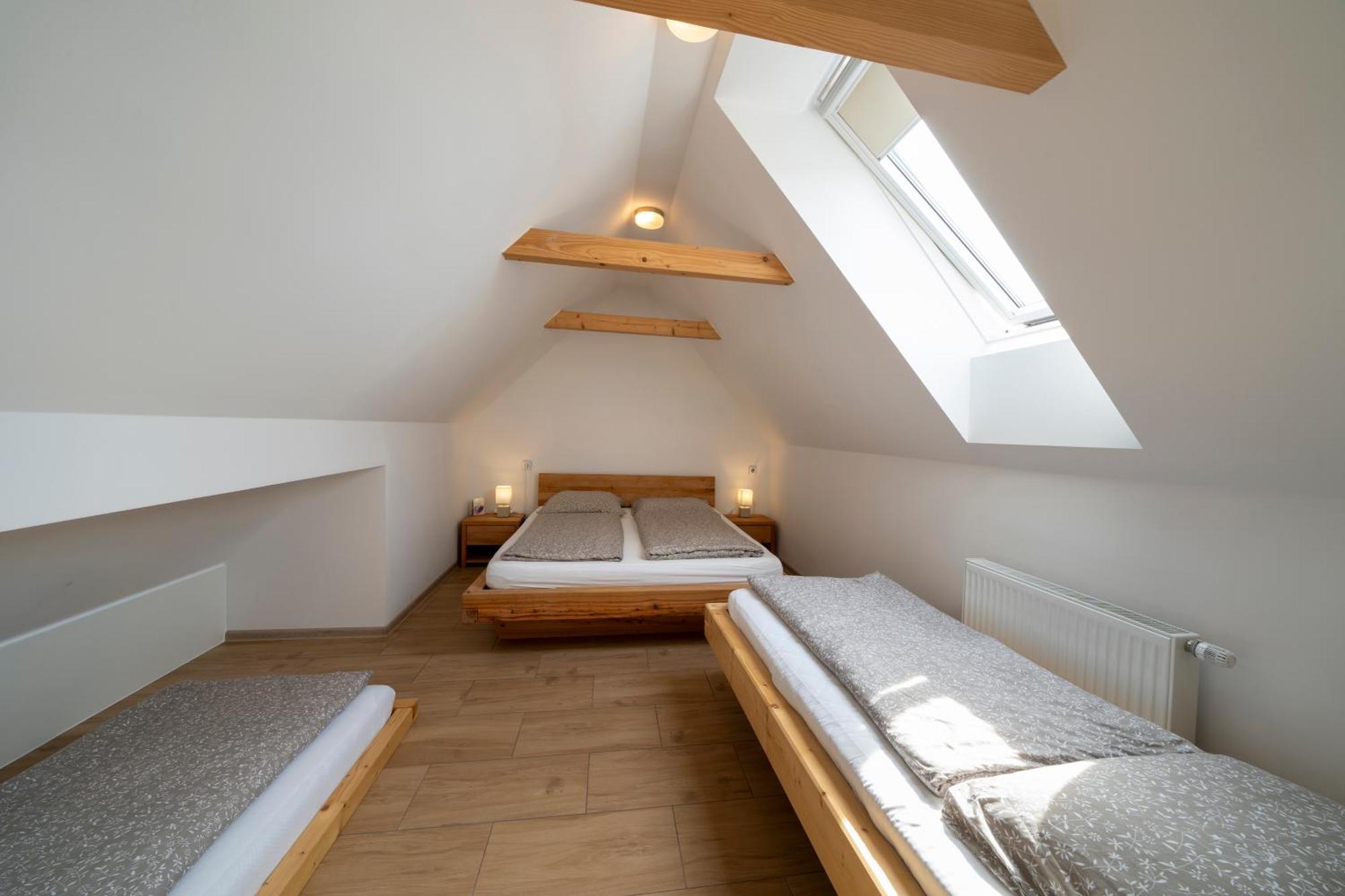 Apartmany Pod Namestim 2 Telc Exterior photo